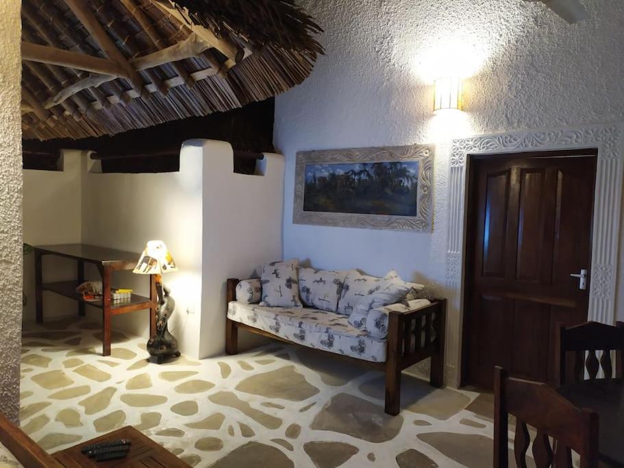Twiga House Resort Piscina ☆☆☆☆☆ Pearl Beach واتامو المظهر الخارجي الصورة